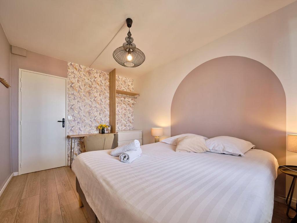 Les Chambres De Troyes - Parking Free Fibre Netflix Εξωτερικό φωτογραφία